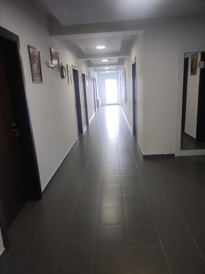 Кианти Hotel Kurdzhali Exterior photo