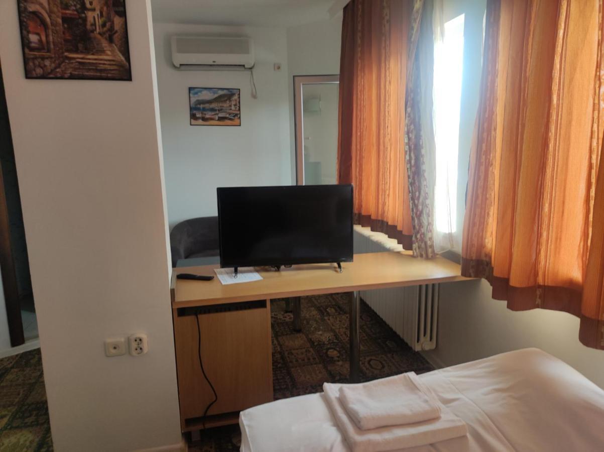 Кианти Hotel Kurdzhali Exterior photo