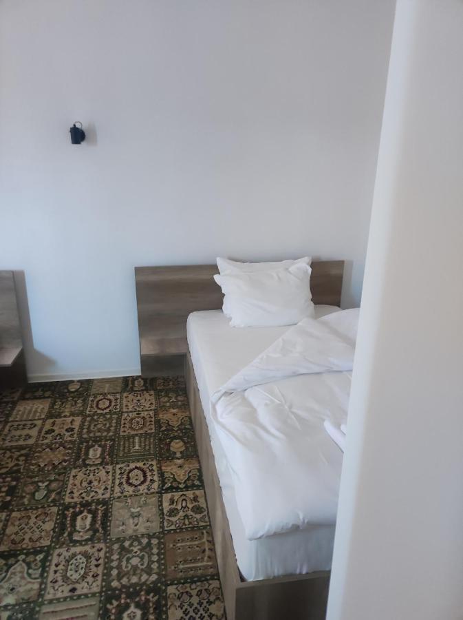 Кианти Hotel Kurdzhali Exterior photo